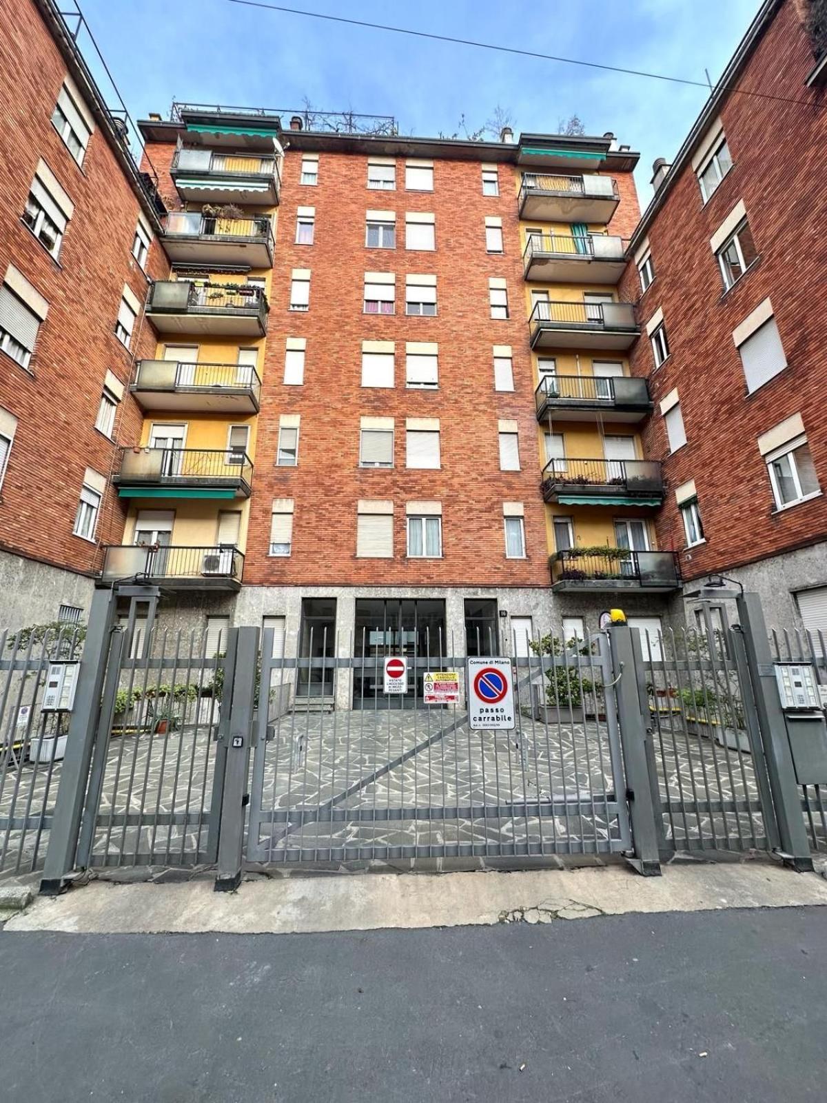 Politecnico Bovisa University Apartment ミラノ エクステリア 写真